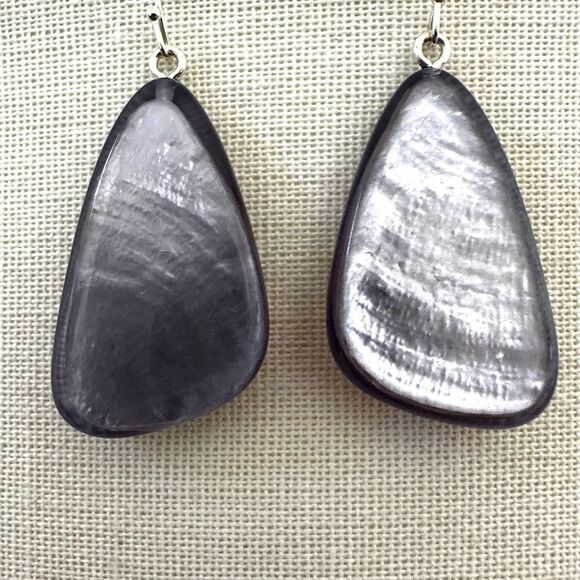 Purple frosted beaded drop earrings - Picture 1 of 6